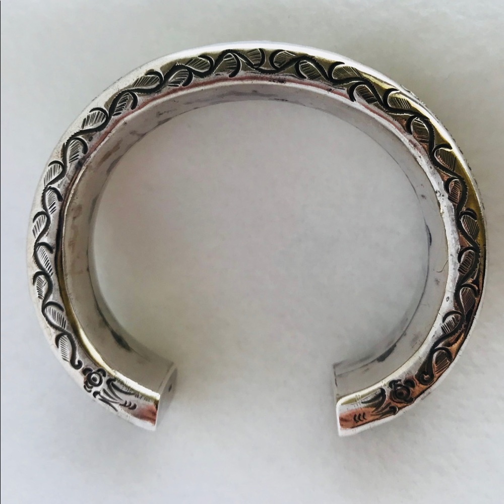 Vintage Sterling Silver Cuff Bracelet - Picture 4 of 6